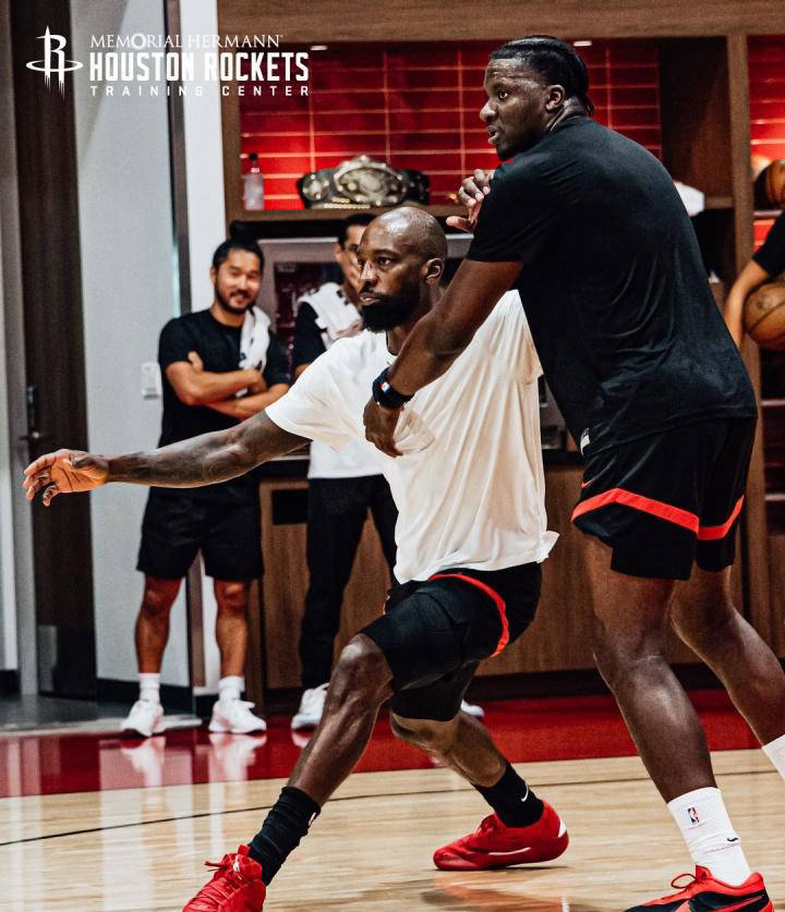 利记官网-活塞前锋板凳发威，独得30分率队反超对手！