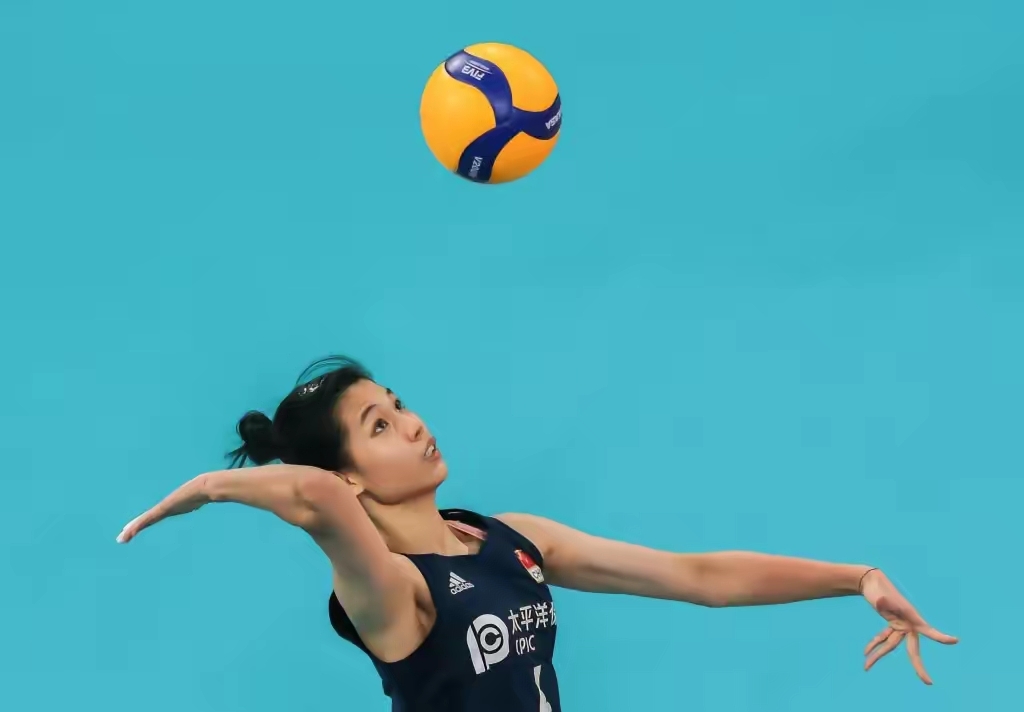 国际赛场上，女子队伍崭露头角