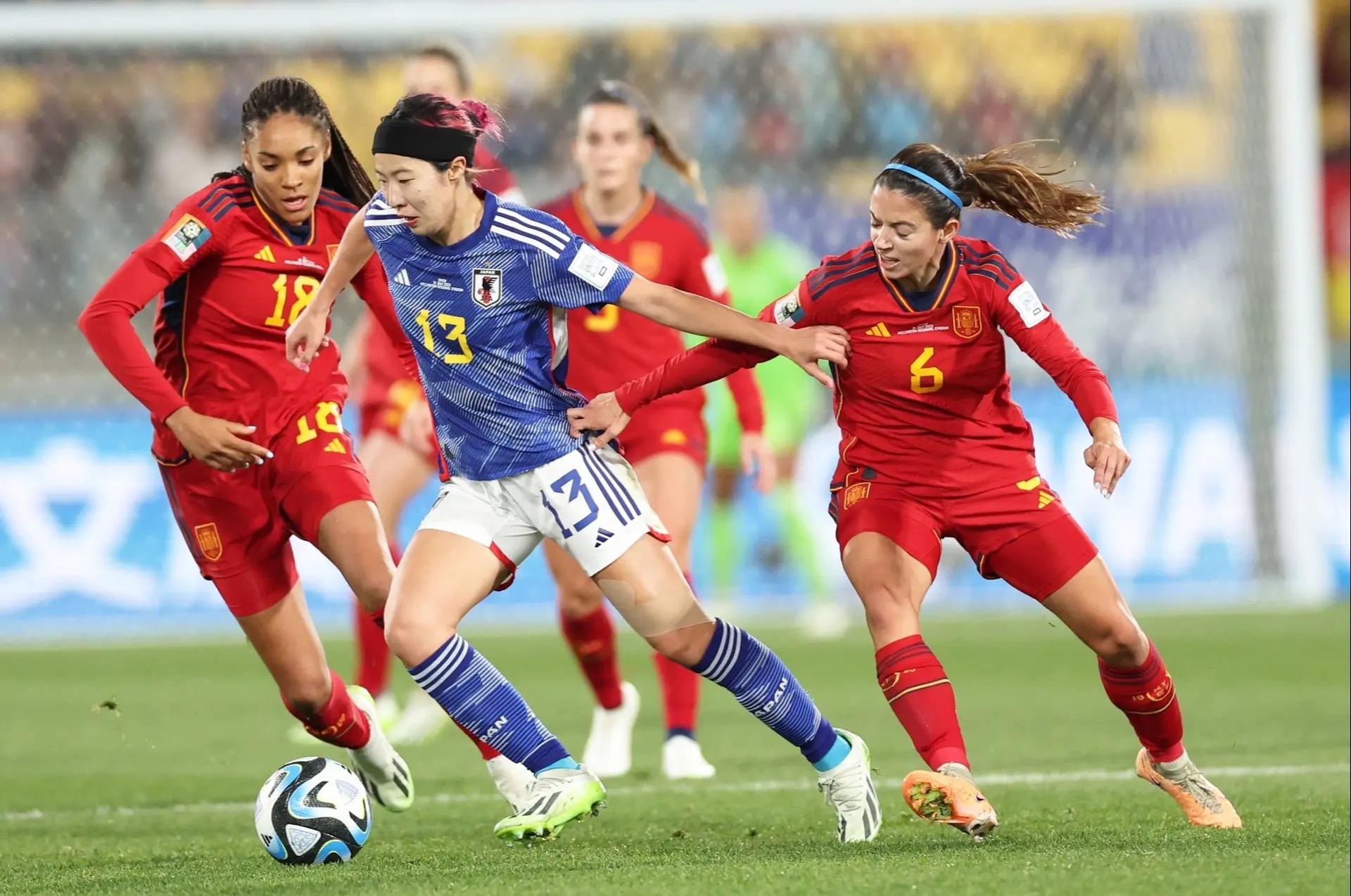 利记官方网站-德国女足逆袭，赢得关键比赛