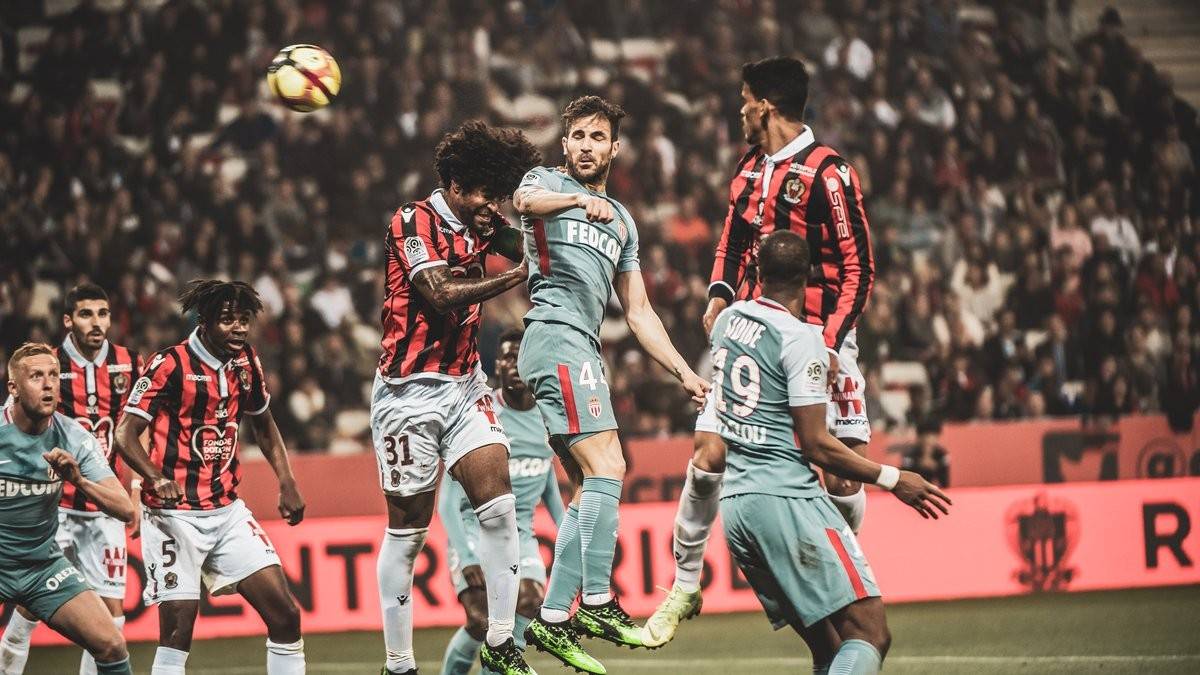 亚眠主场激战南特,再度逼平 亚眠主场激战南特,再度逼平