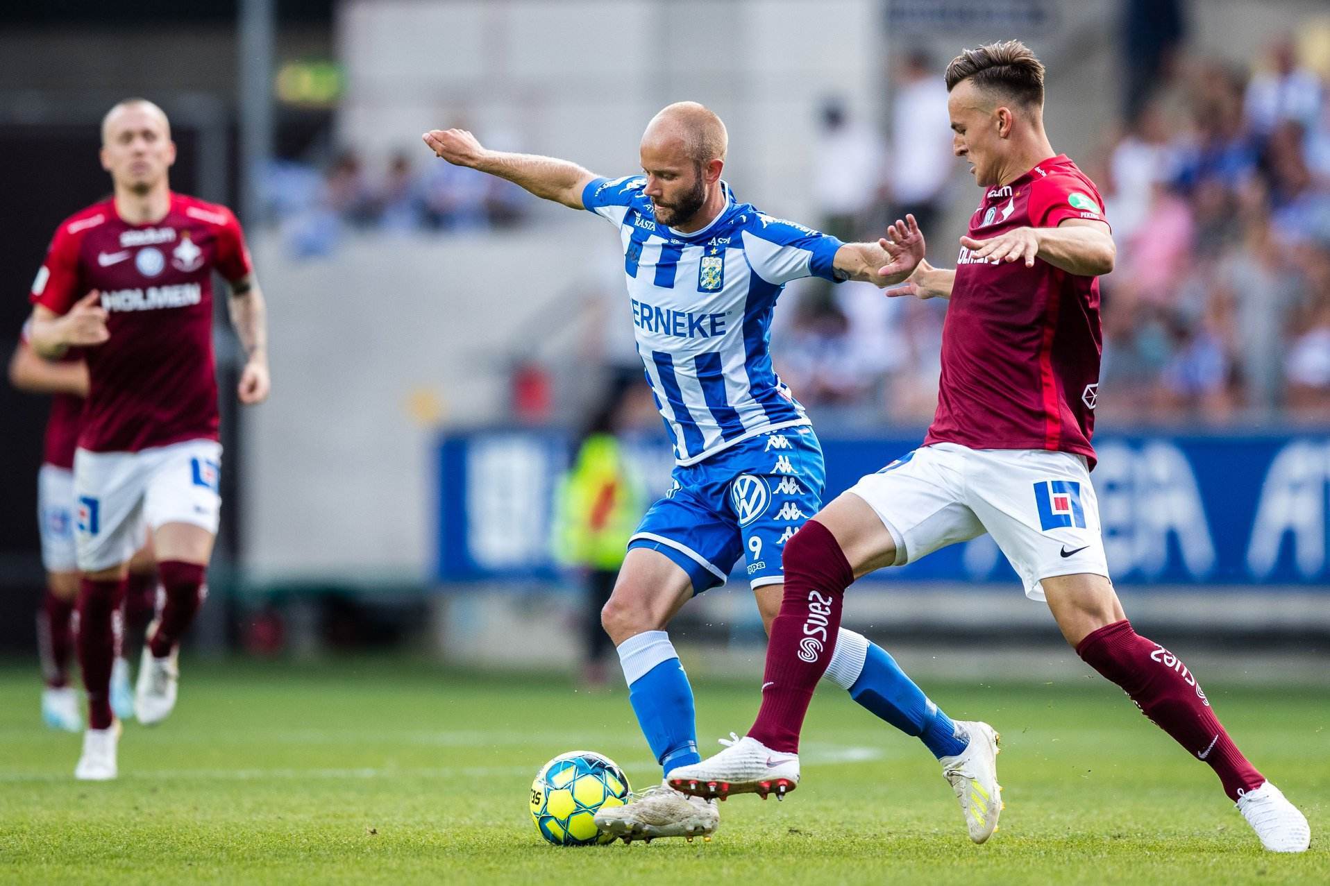 巴黎FC客场对阵尼斯,实力对比 巴黎FC客场对阵尼斯,实力对比