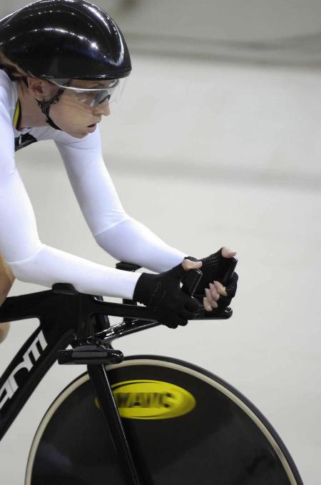 自行车公路赛男子项目挪威选手称霸