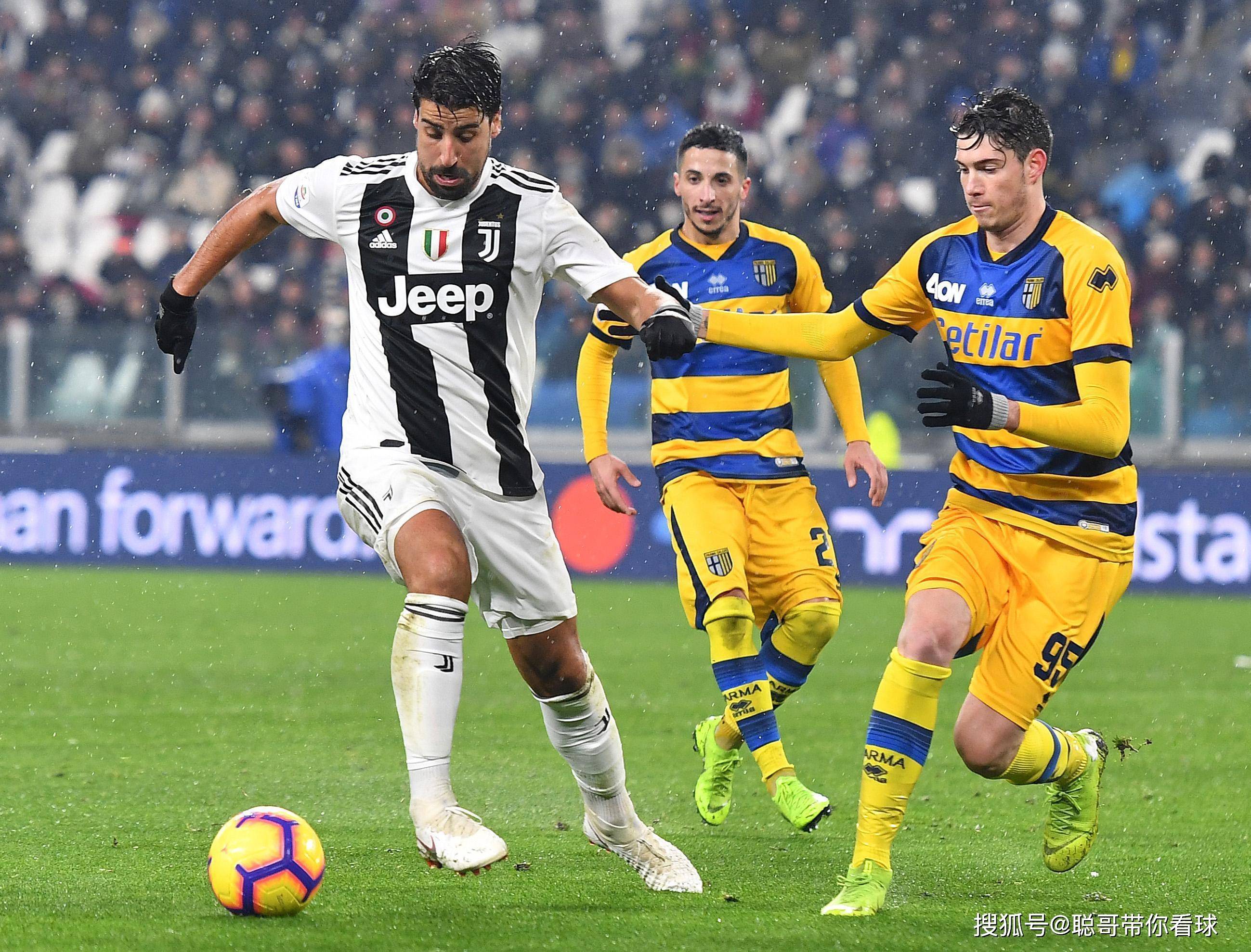 意甲球队在比赛中展现出色攻守平衡，胜出