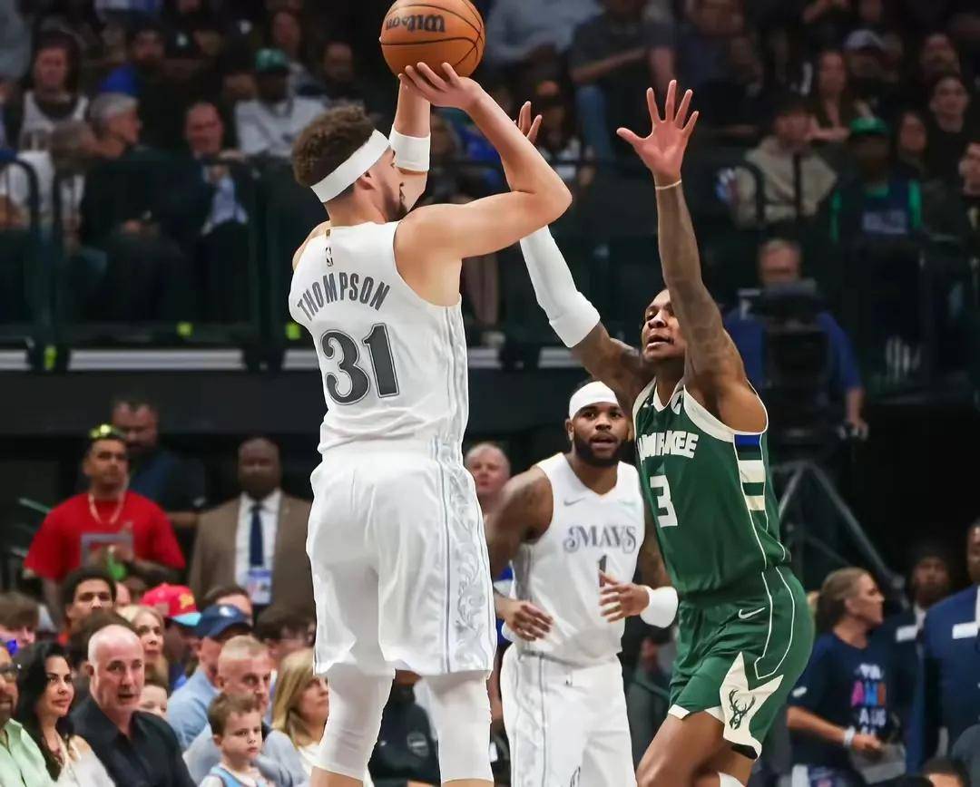 利记平台-独行侠队主教练利拉德赞叹球队合作默契，取得连胜