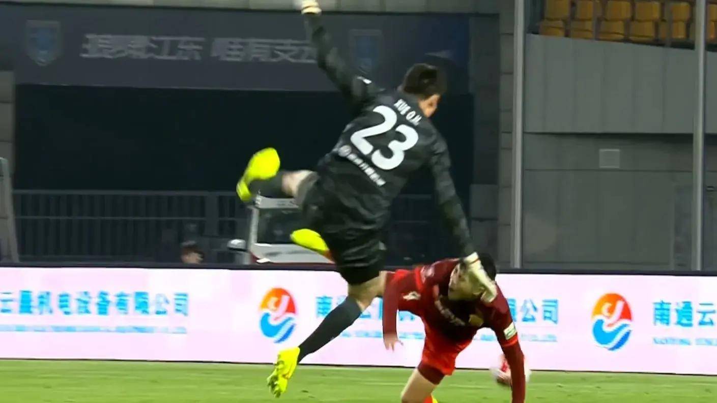 利记官方网站-夏蒙尼主场平局,继续保持不败战绩