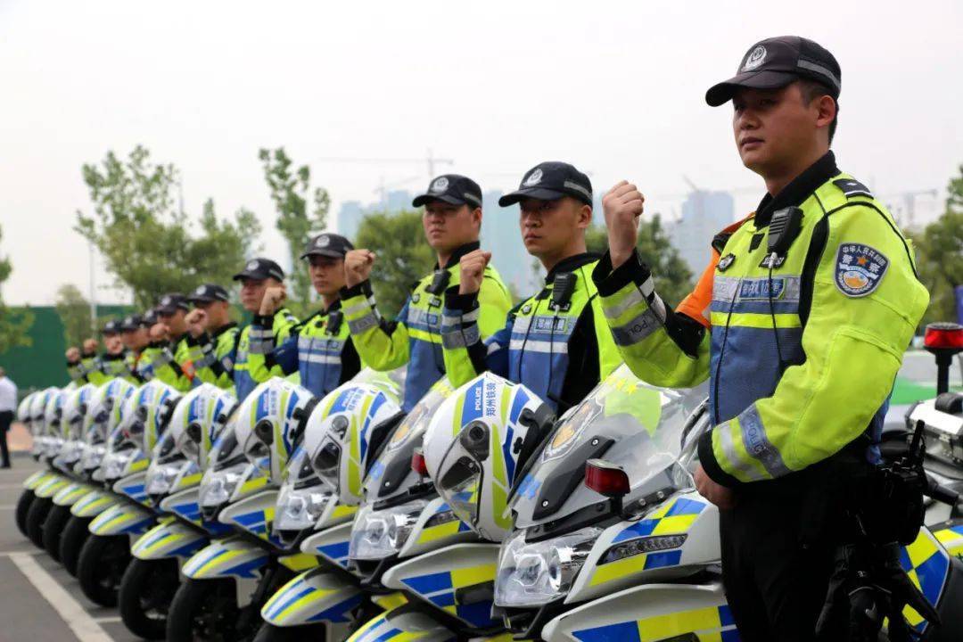 荷兰队披荆斩棘，势不可挡突破极限