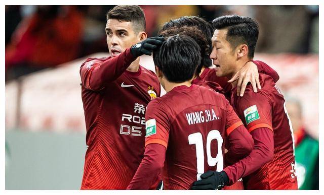 利记官网-上海上港展现强大实力，势不可挡