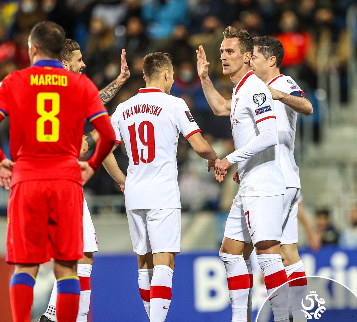 波兰队主场横扫安道尔获得三分 波兰队主场横扫安道尔获得三分