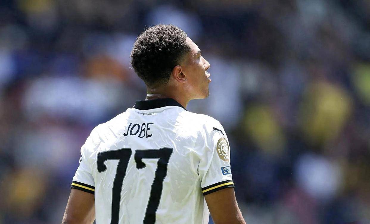 拜仁慕尼黑逆转蒙彼利埃，德甲劲旅取得胜利