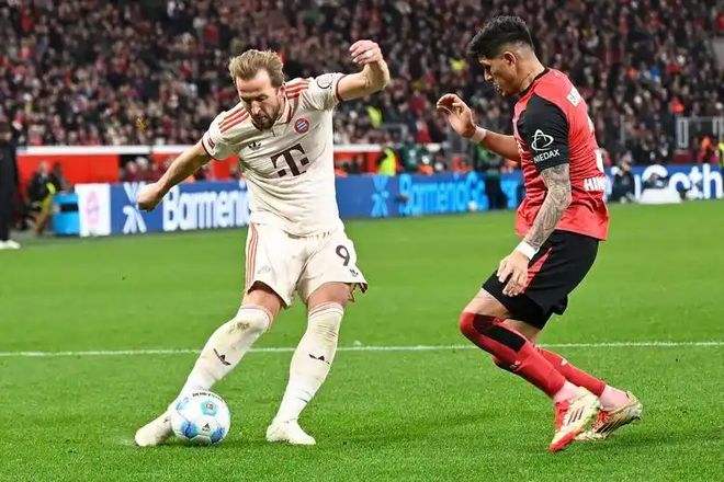 拜仁慕尼黑逆转蒙彼利埃，德甲劲旅取得胜利