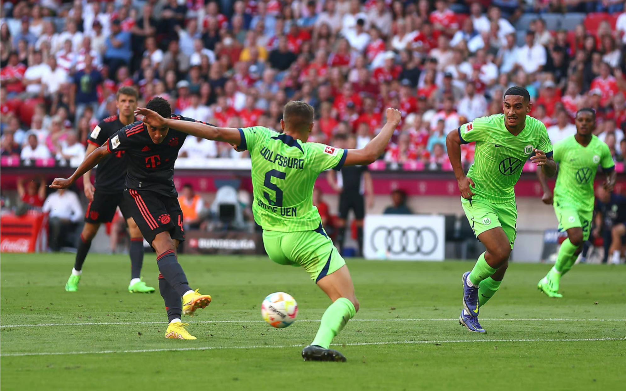 沃尔夫斯堡客场作战,一举击败对手 沃尔夫斯堡客场作战,一举击败对手