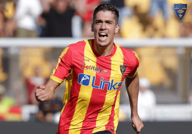 利记-兰斯战胜对手,继续保持不败