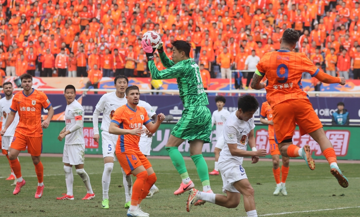 利记官网-中超球队比赛备战紧张，士气高涨