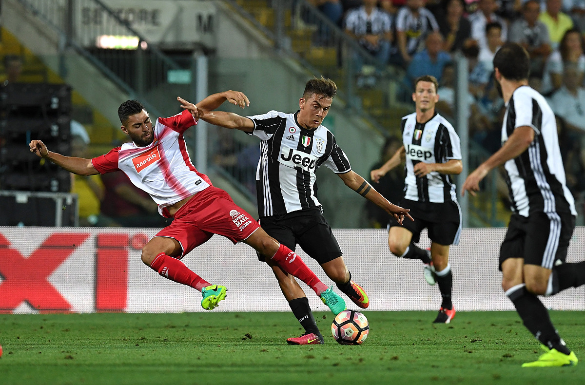 都灵客场被AC米兰绝杀,遗憾失利 都灵客场被AC米兰绝杀,遗憾失利