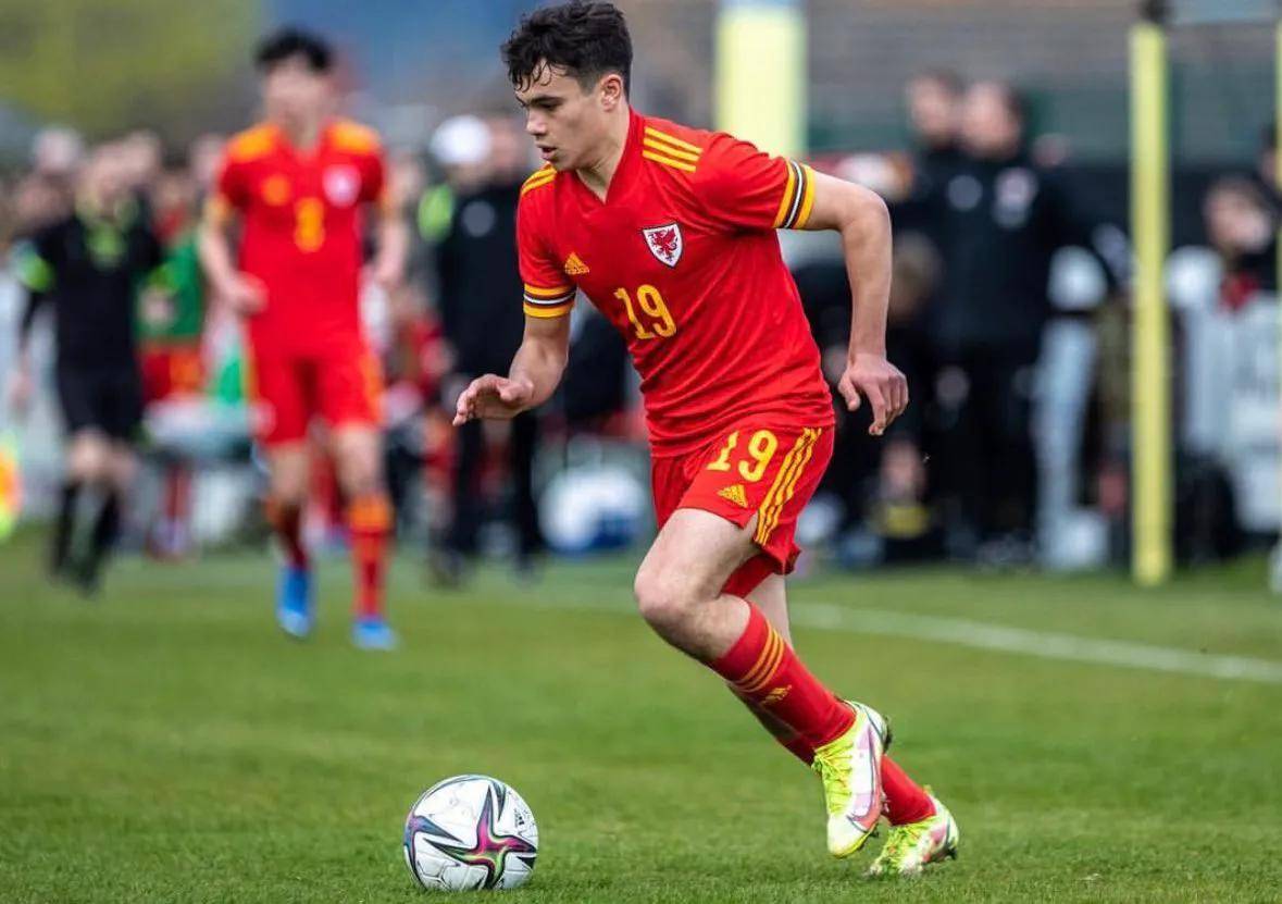 威尔士新星表现抢眼,荷超盃赛预想不容忽视 威尔士新星表现抢眼,荷超盃赛预想不容忽视