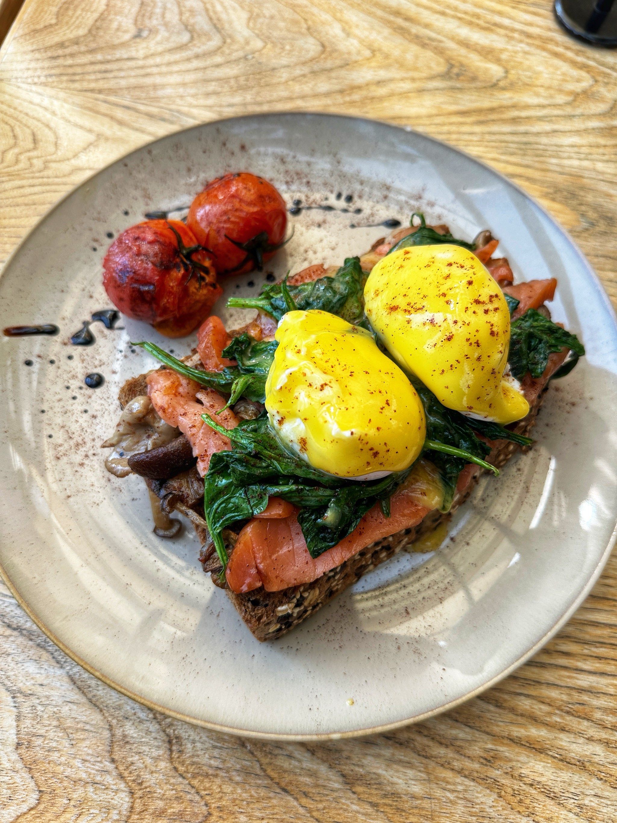 威尔士新星表现抢眼,荷超盃赛预想不容忽视 威尔士新星表现抢眼,荷超盃赛预想不容忽视