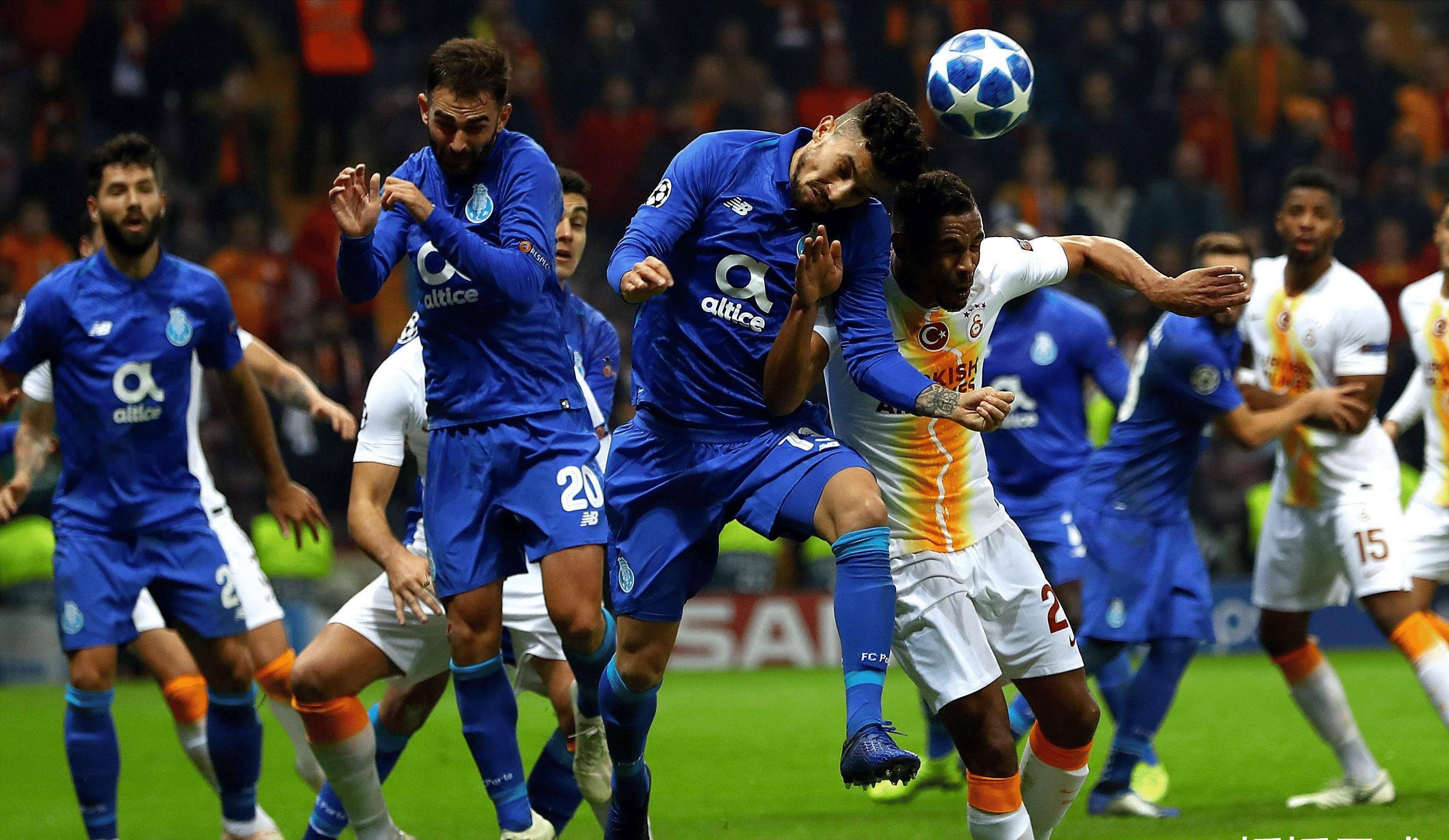 澳大利亚队闪电入球，领先对手进入国际足球决赛