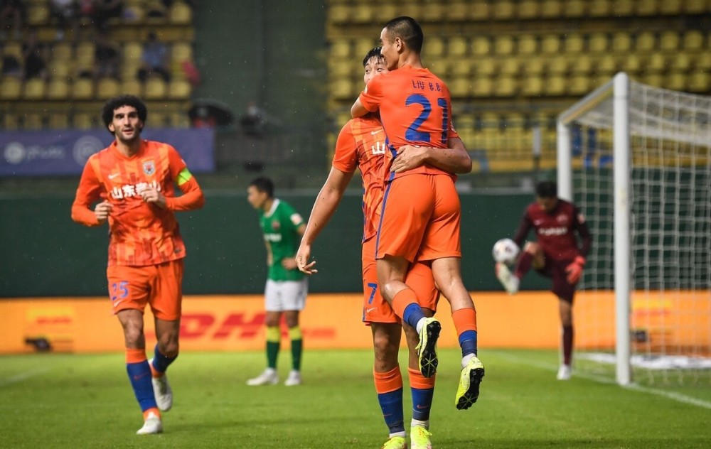 澳大利亚队闪电入球，领先对手进入国际足球决赛