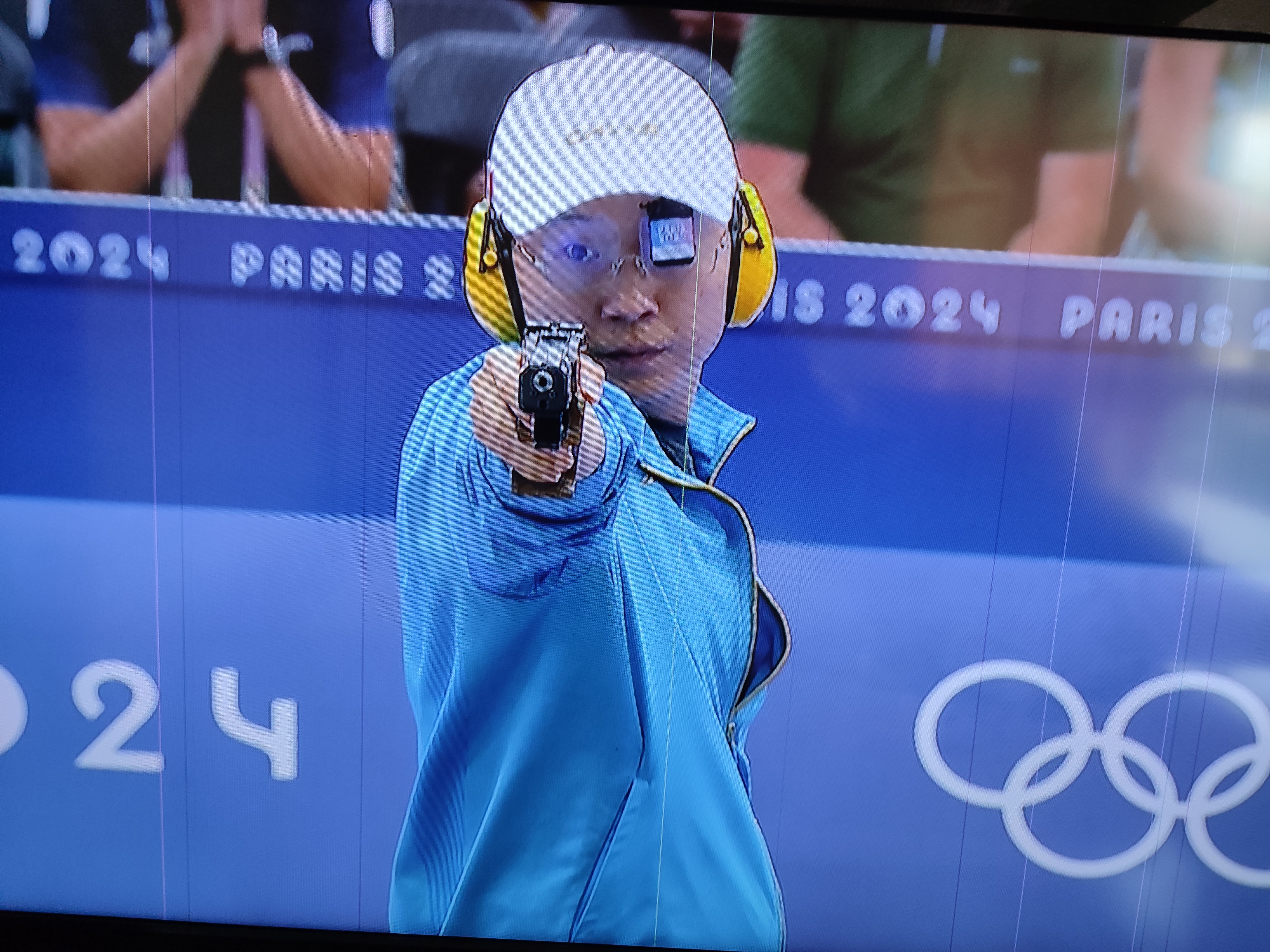 捷克代表团在射击比赛中表现出色