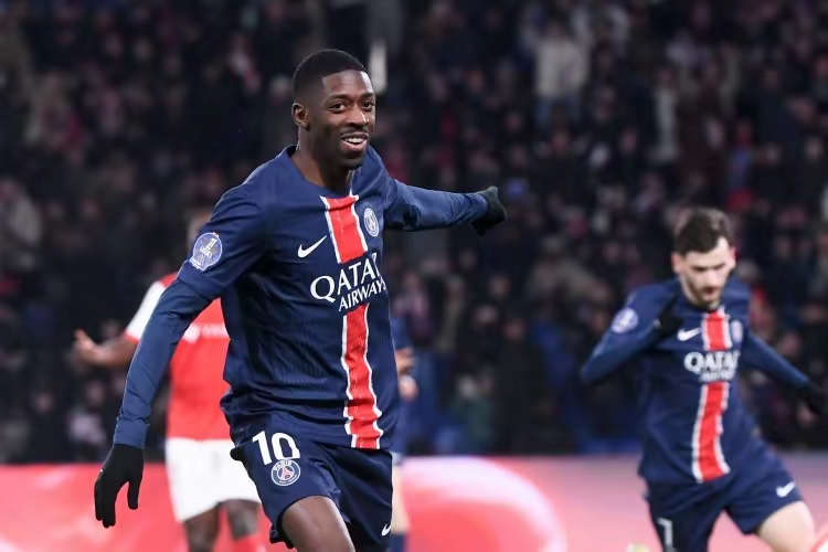 里尔豪取连胜，冲击法甲榜首