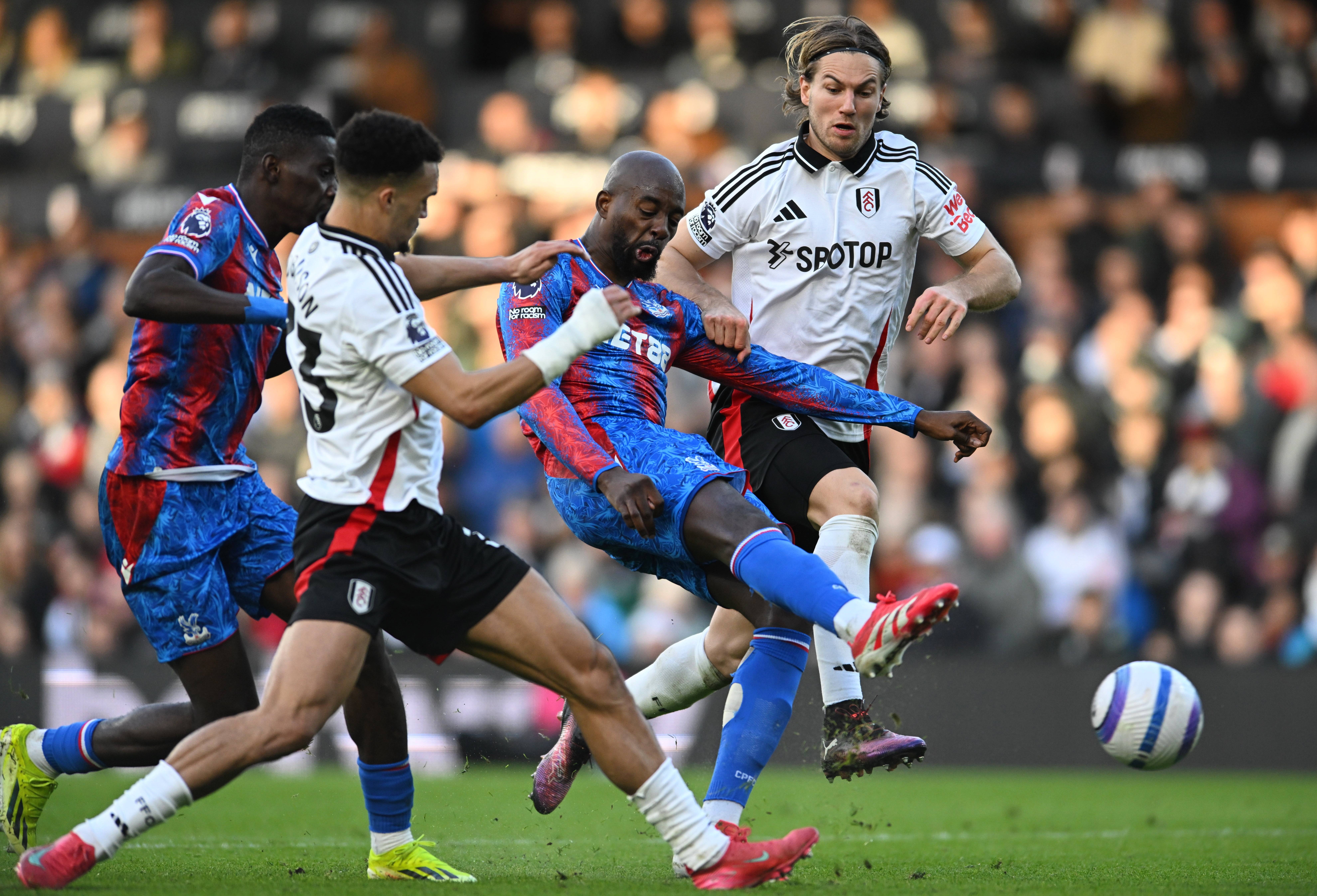 水晶宫客场大胜莱斯特城，喜获宝贵三分