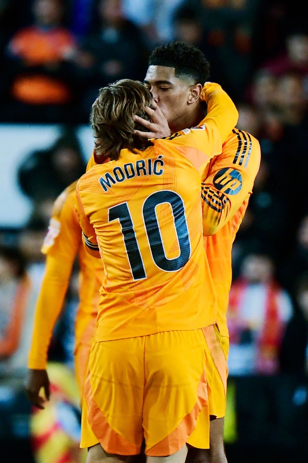 利记官方网站-瓦伦西亚主场告捷，取得宝贵三分