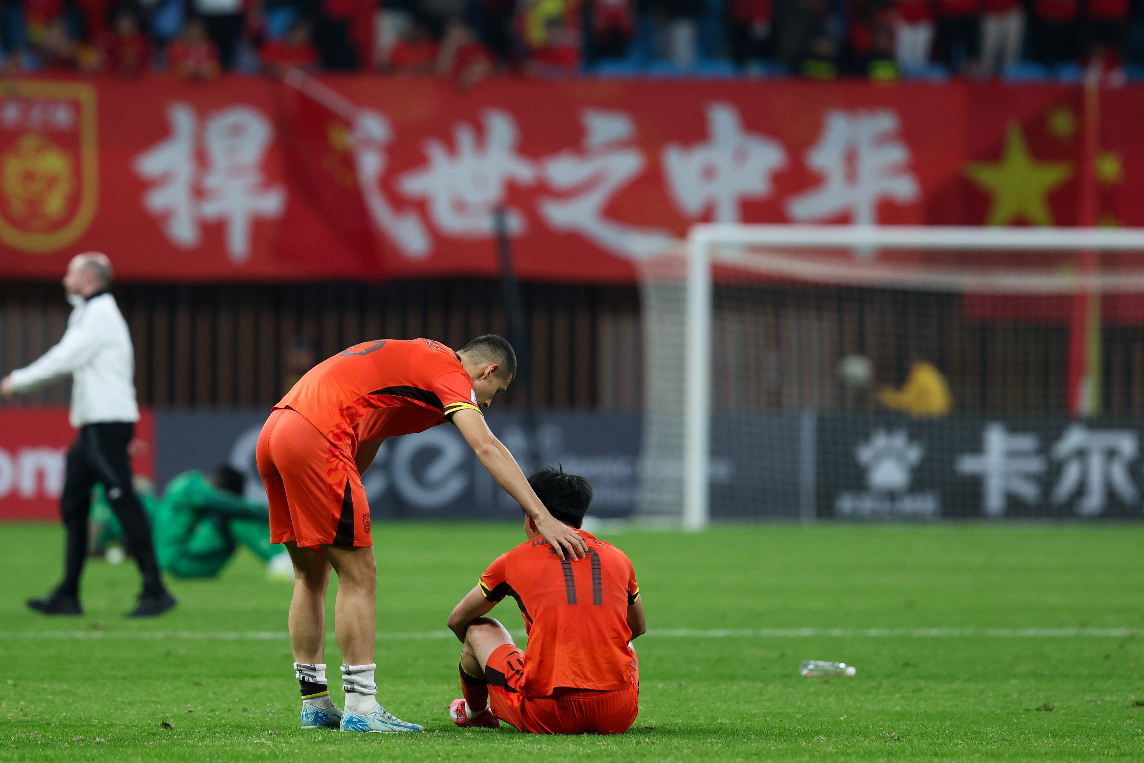 利记官网-亚洲顶级足球赛事斗志激烈,球员表现抢眼