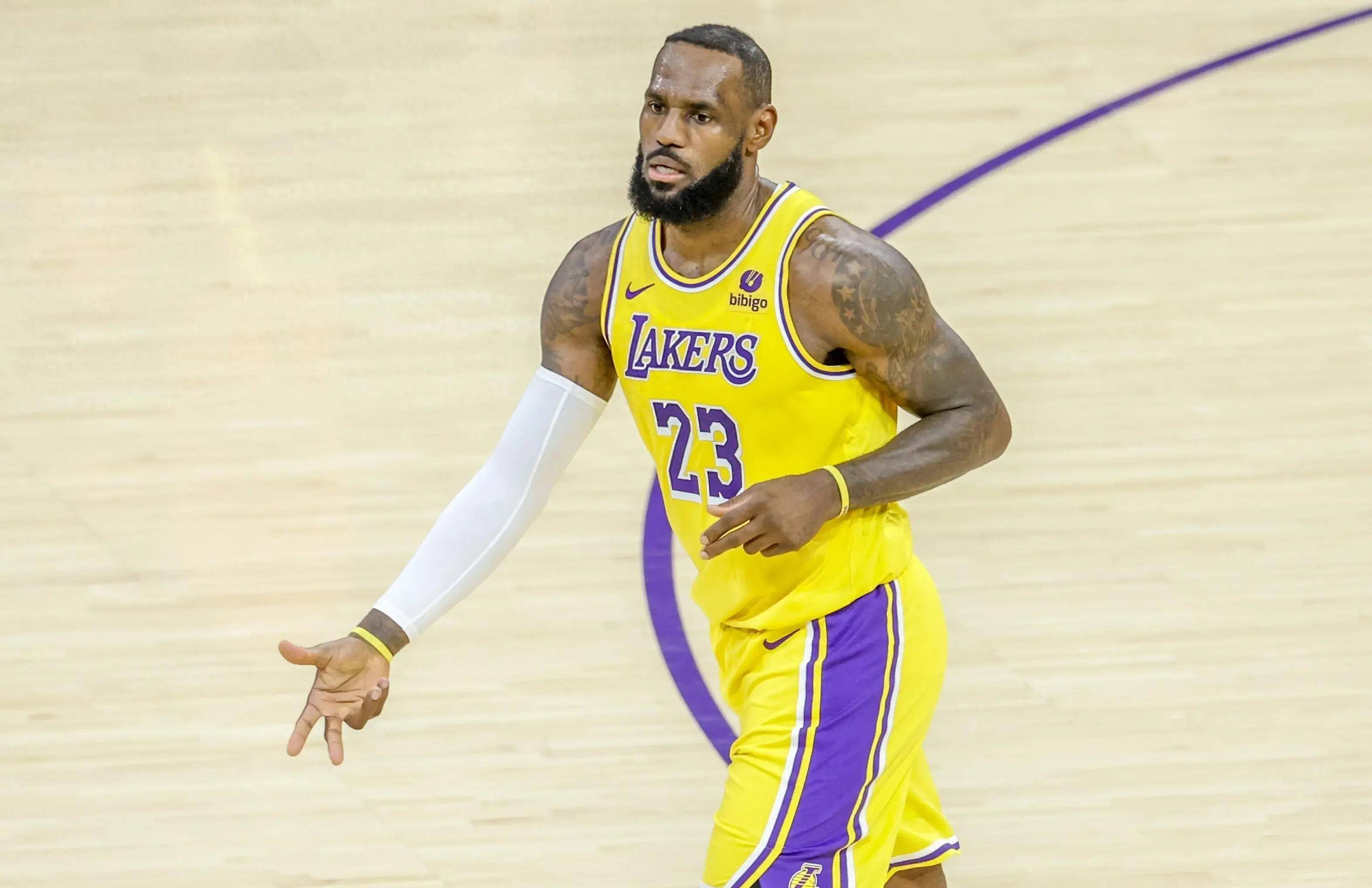 利记-凯泽斯劳滕在最新比赛中领先对手