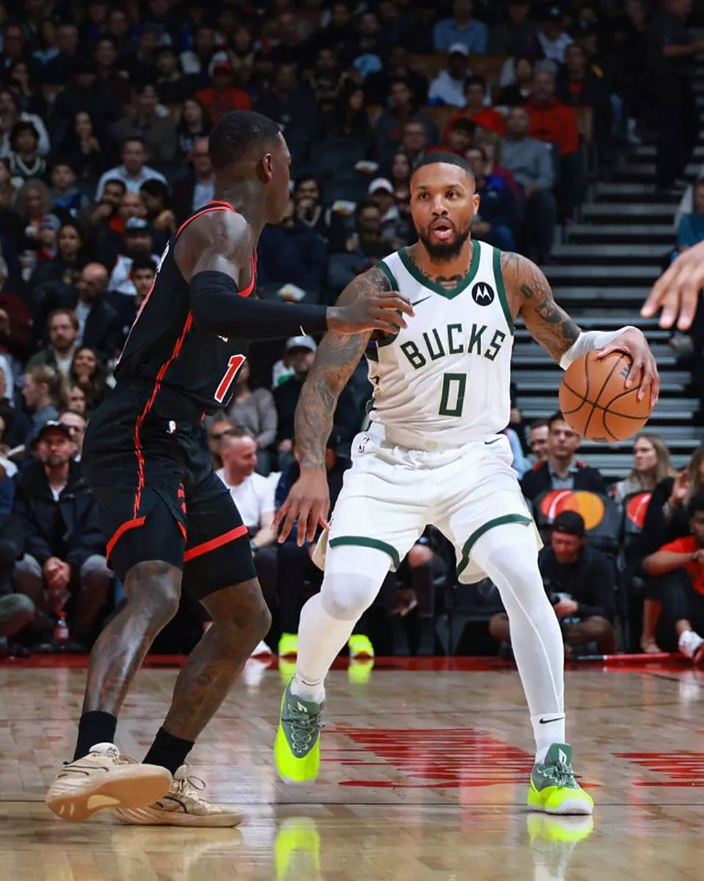 利记官网-雄鹿主场一战取胜，继续领跑