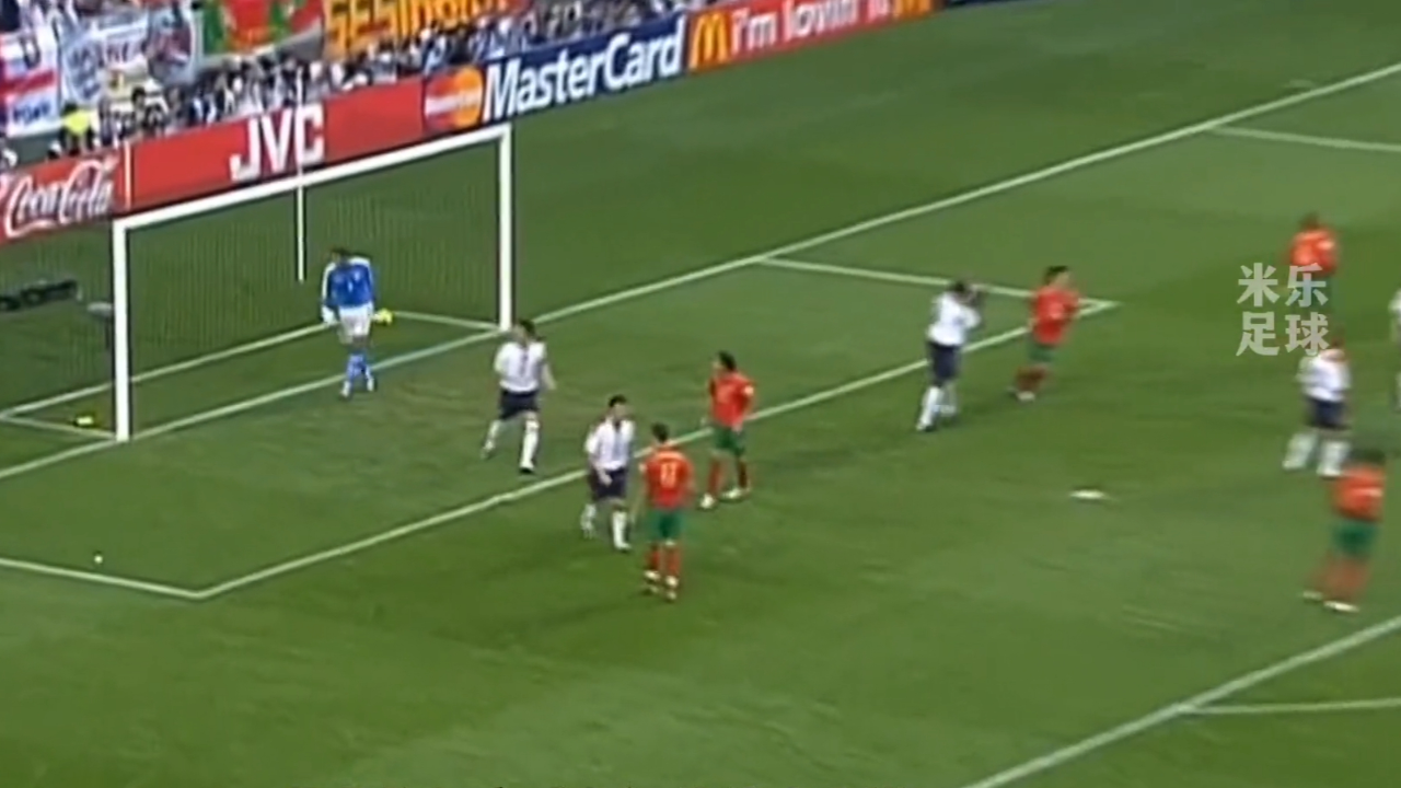 利记平台-黄金对决：两支实力对抗的球队在场上搏命