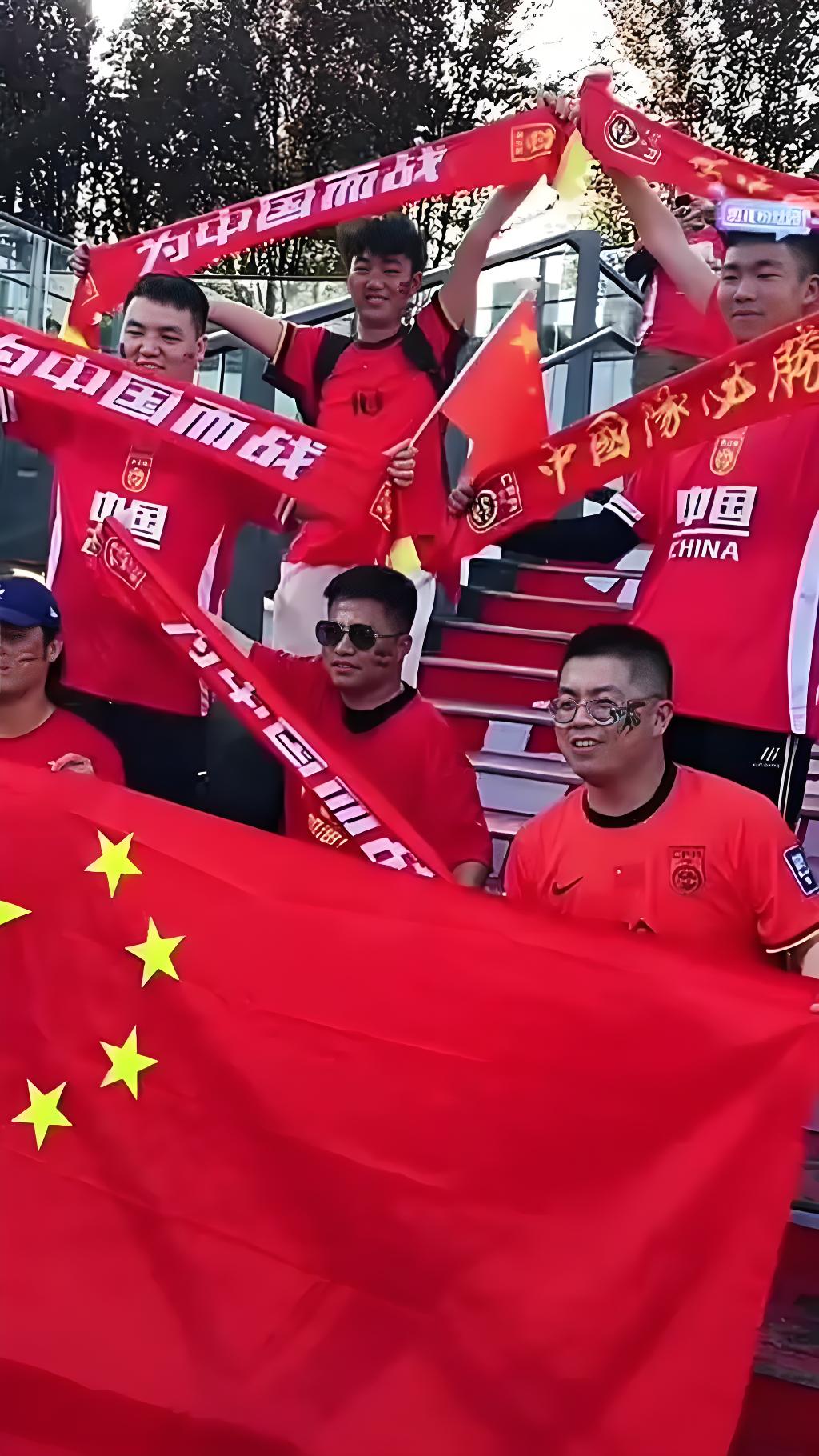 利记-亚洲足球赛事掀起热潮，球迷观战热情高涨