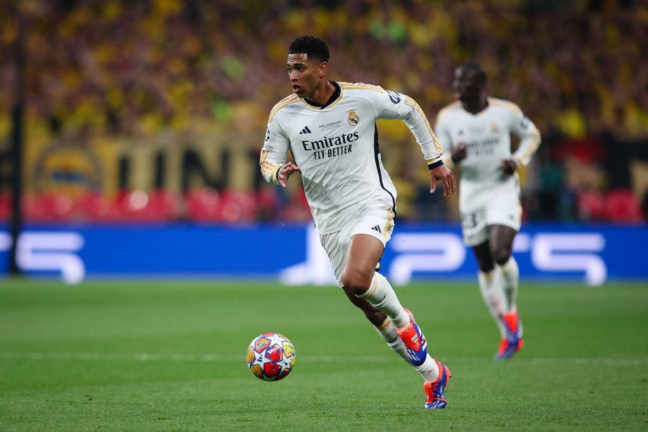 利记官方网站-马德里德比激烈，双方难分胜负