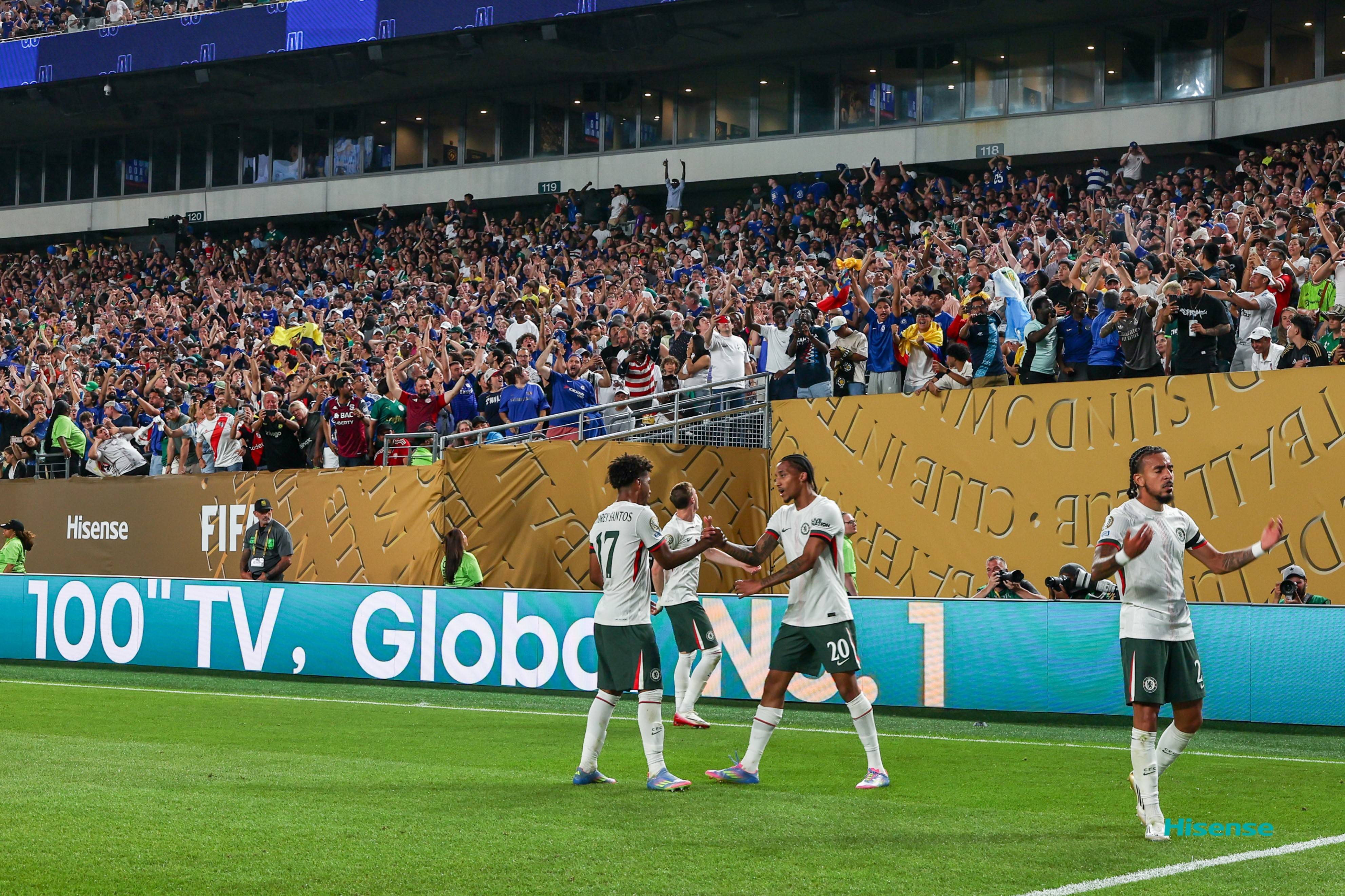 利记官网-切尔西晋级欧冠四强，蓝军球迷欣喜若狂