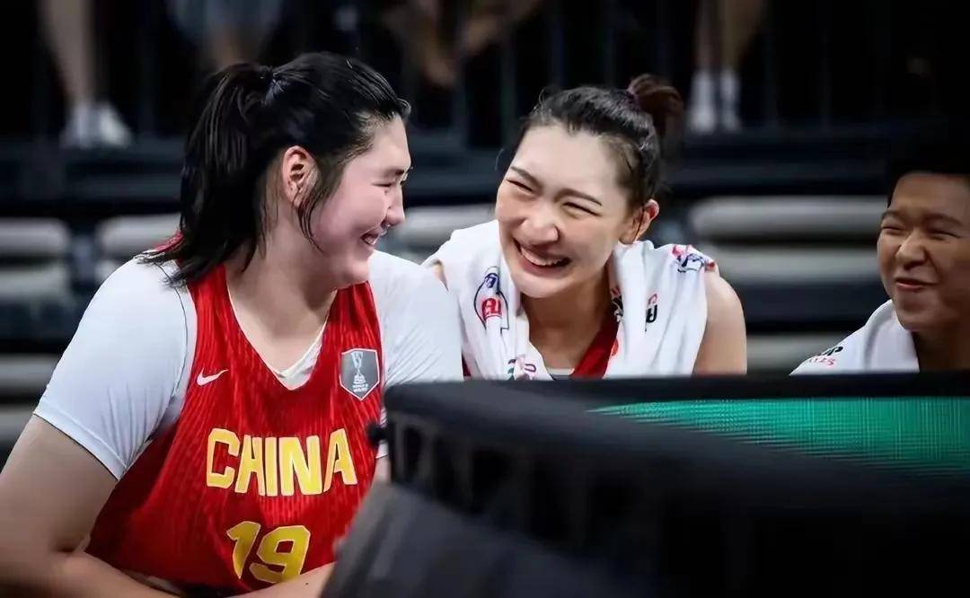 利记官方网站-地球队内线实力出众，压制对手