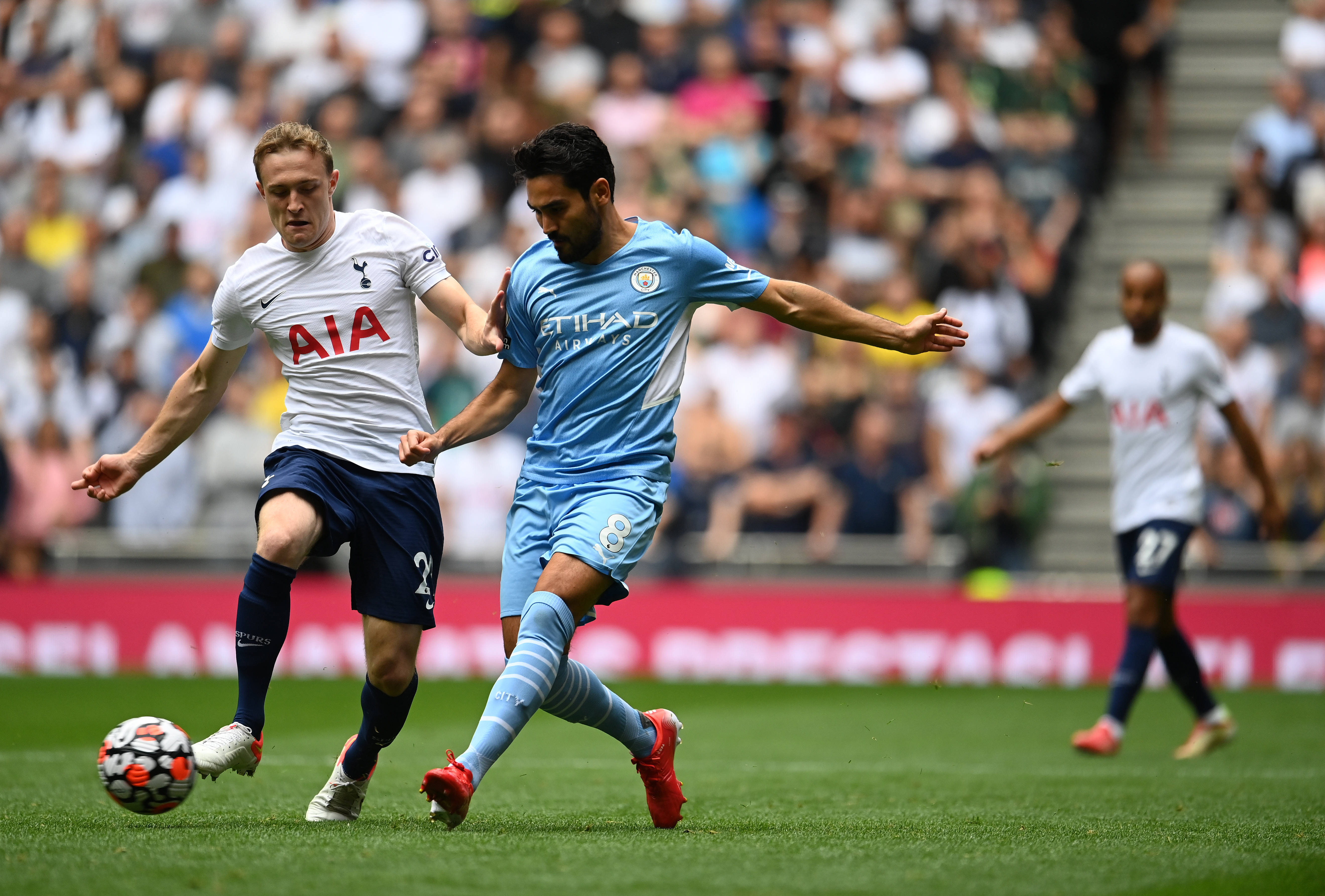 利记-富勒姆客场较量热刺，难以招架