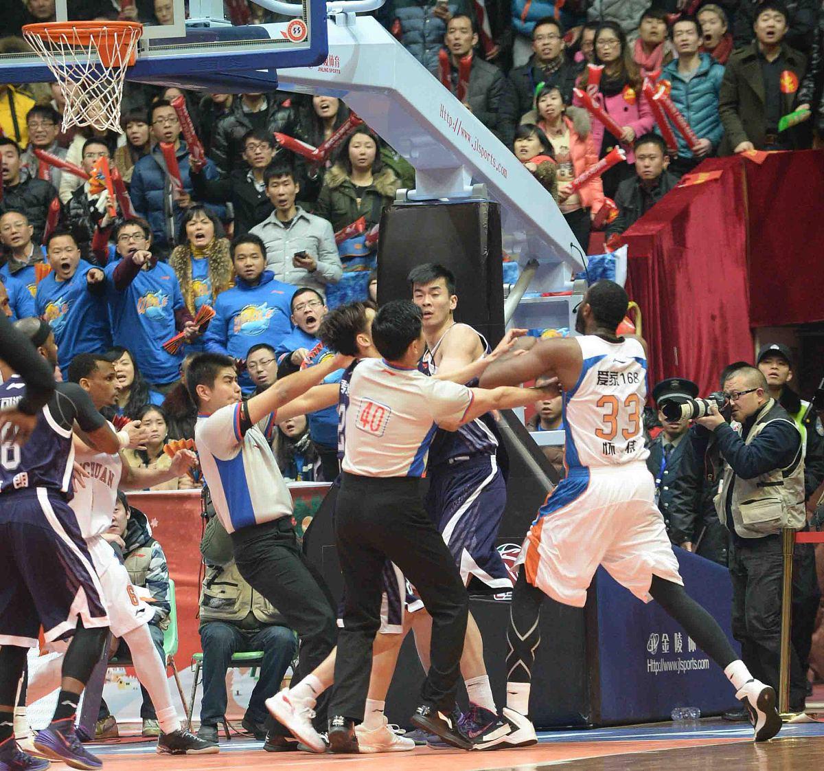 亚洲篮球锦标赛半决赛精彩对决