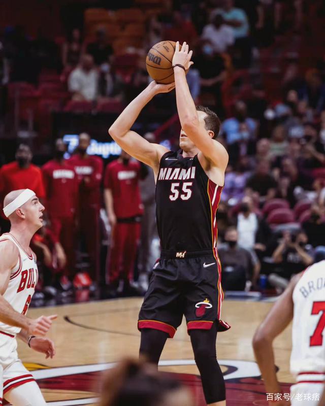 利记平台-公牛队主场失利，球员寻求突破口