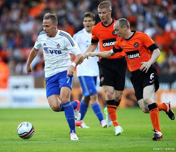 利记平台-雷根斯堡主场强势击败对手，夺得三分