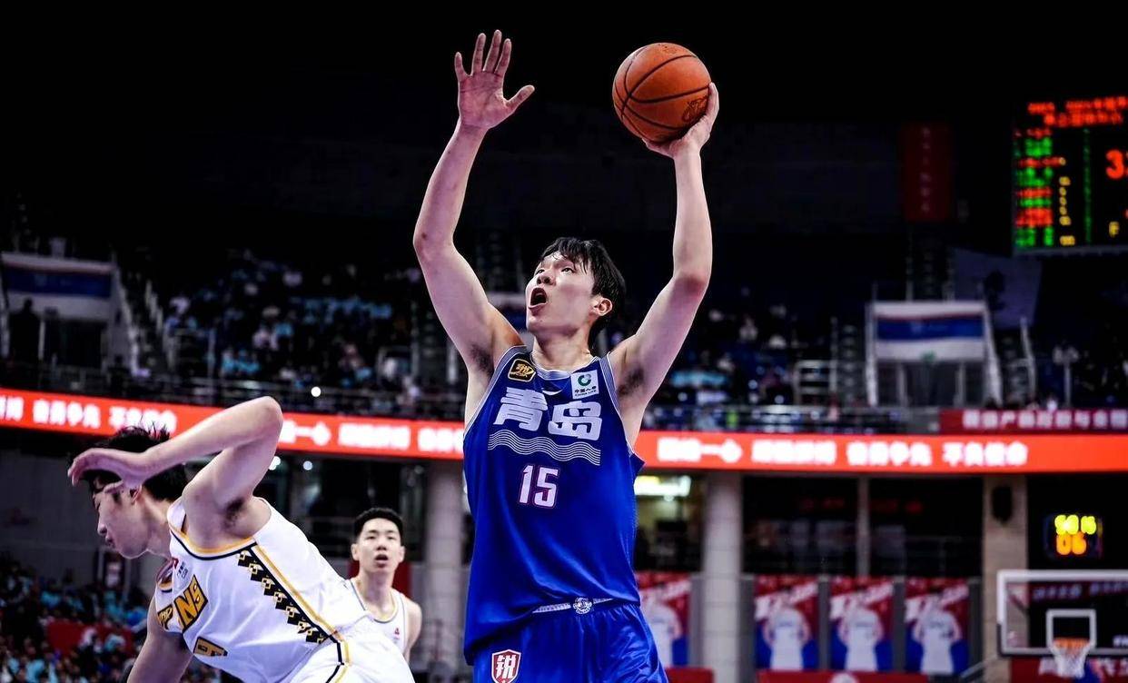 利记官网-福建篮球队全队配合默契战胜青岛队