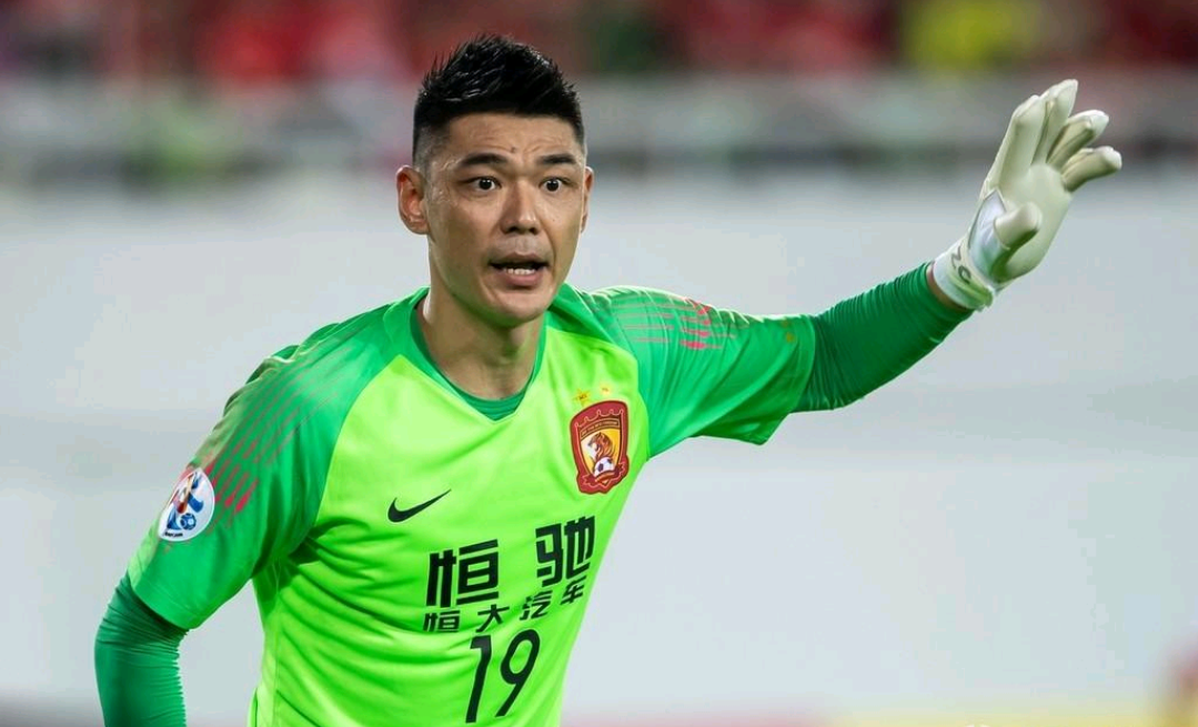 利记-广州恒大门将神勇,力保不败战绩