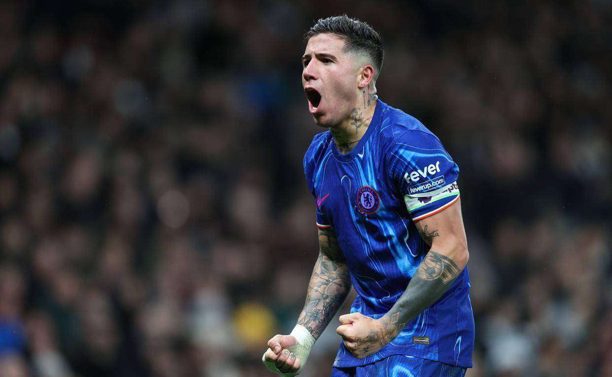 华德福联草坪上逆袭,英超冠军榜单又现新变数 华德福联草坪上逆袭,英超冠军榜单又现新变数