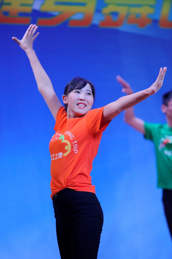 甘肃钢胜队团结拼搏，实力证明一切