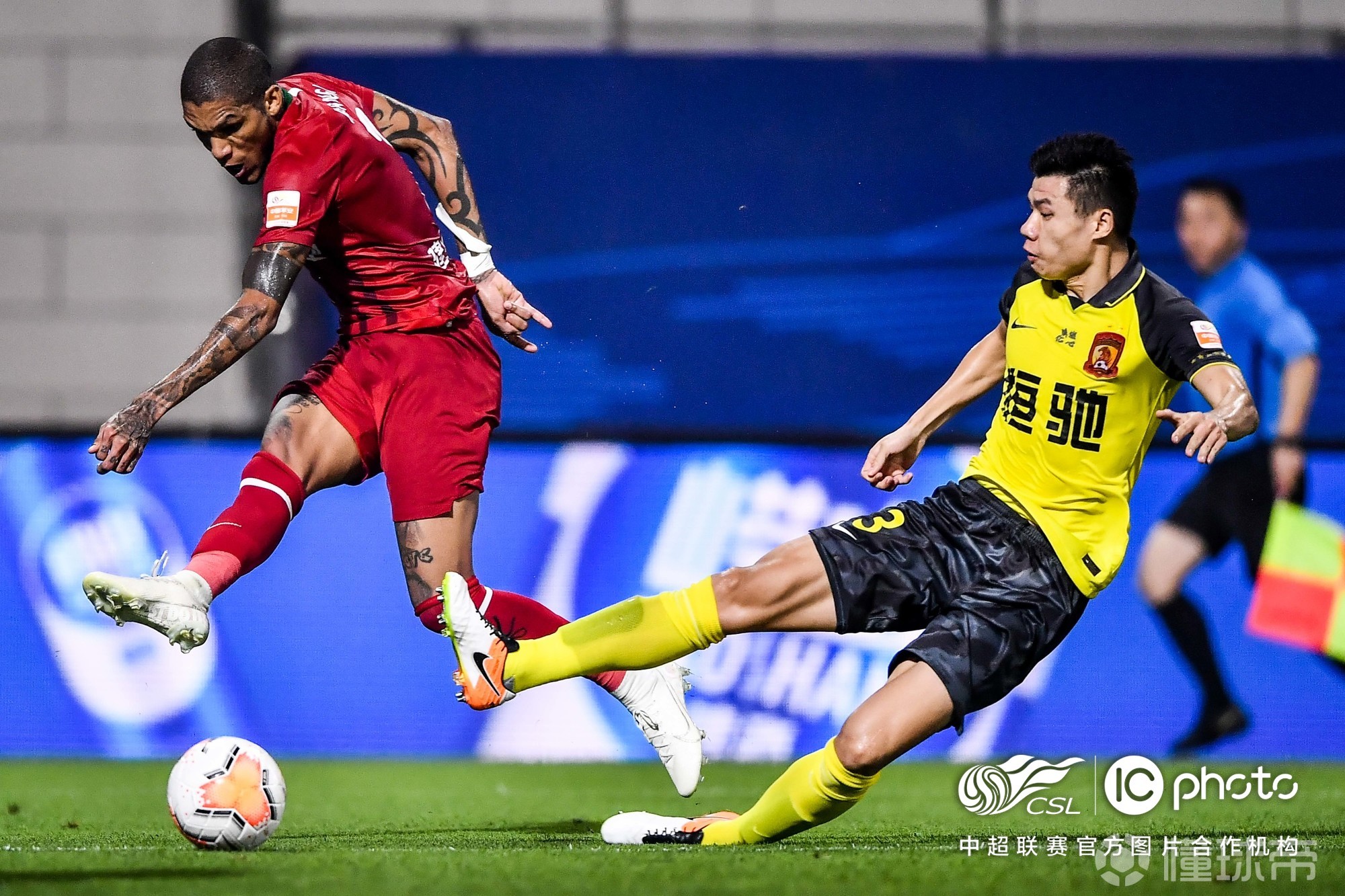 利记官方网站-河南建业在主场击败广州恒大，表现抢眼