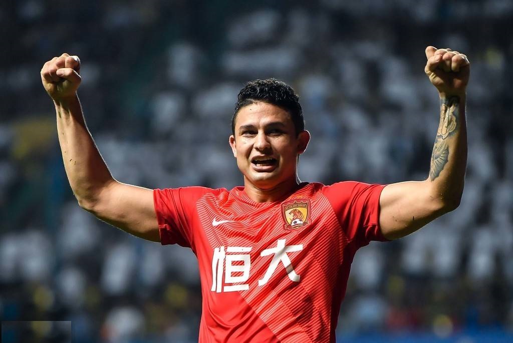 紧张对决拉开序幕,胜负将分晓 紧张对决拉开序幕,胜负将分晓