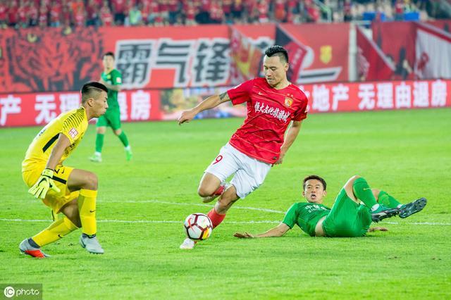 紧张对决拉开序幕,胜负将分晓 紧张对决拉开序幕,胜负将分晓