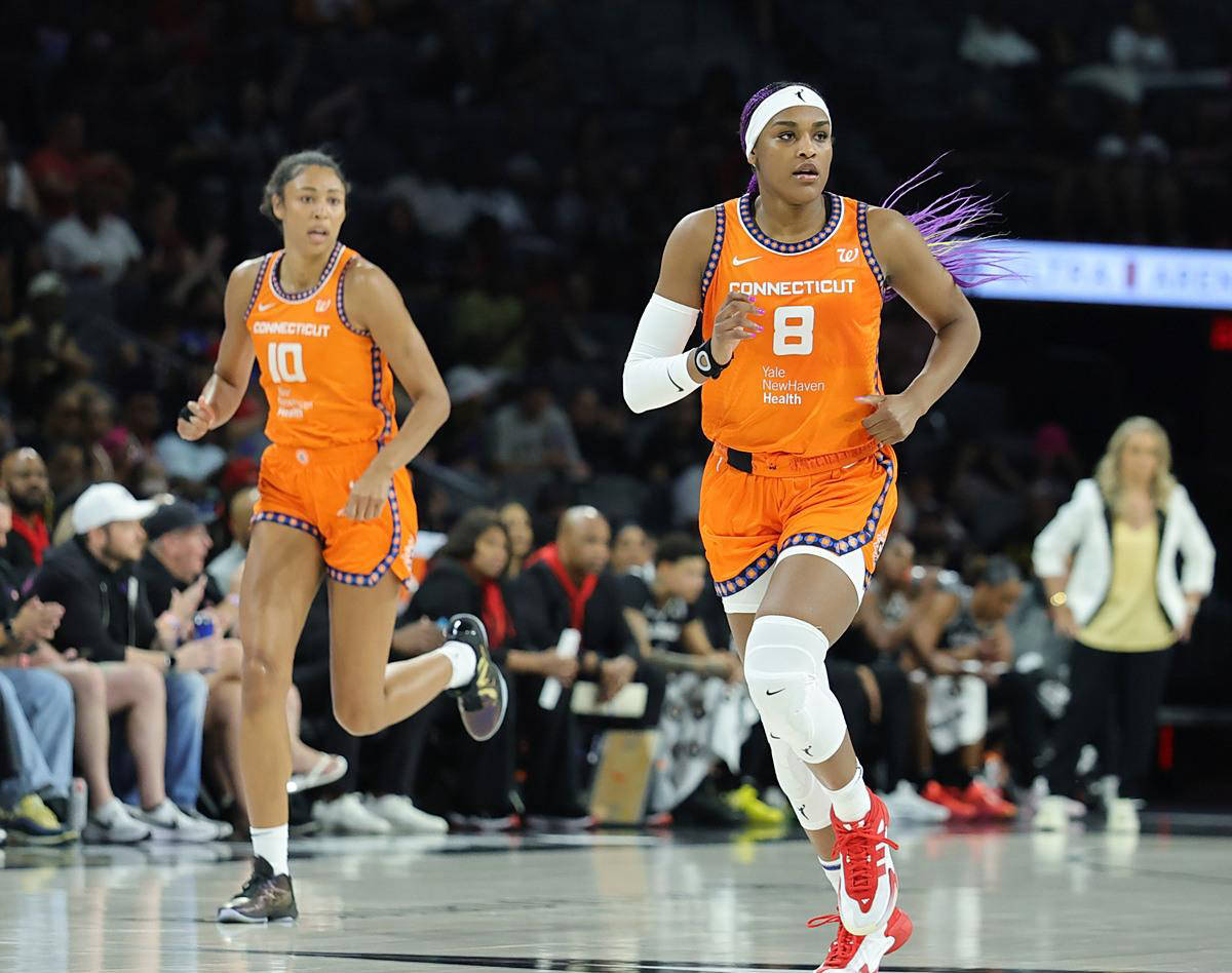 利记官网-球员个人表现获赞，球队士气高涨