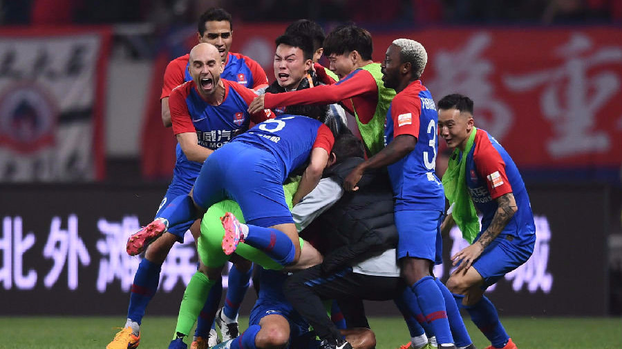 重庆斯威击败河北华夏幸福，豪取分