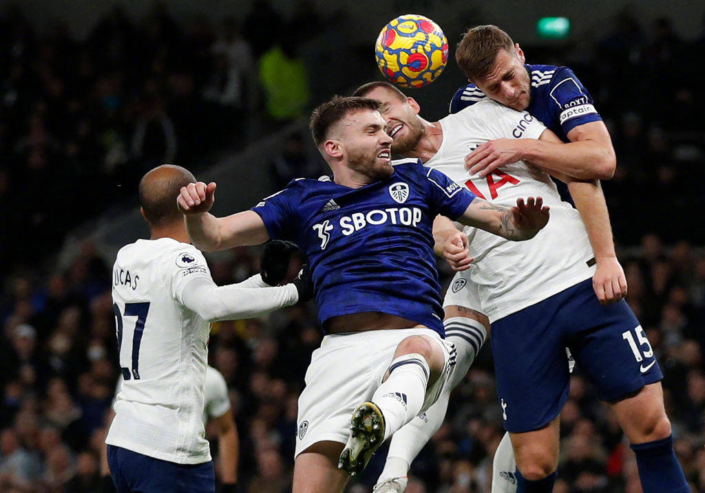 利记官方网站-阿斯顿利客场绝杀南安普顿，挺近英超积分榜前四