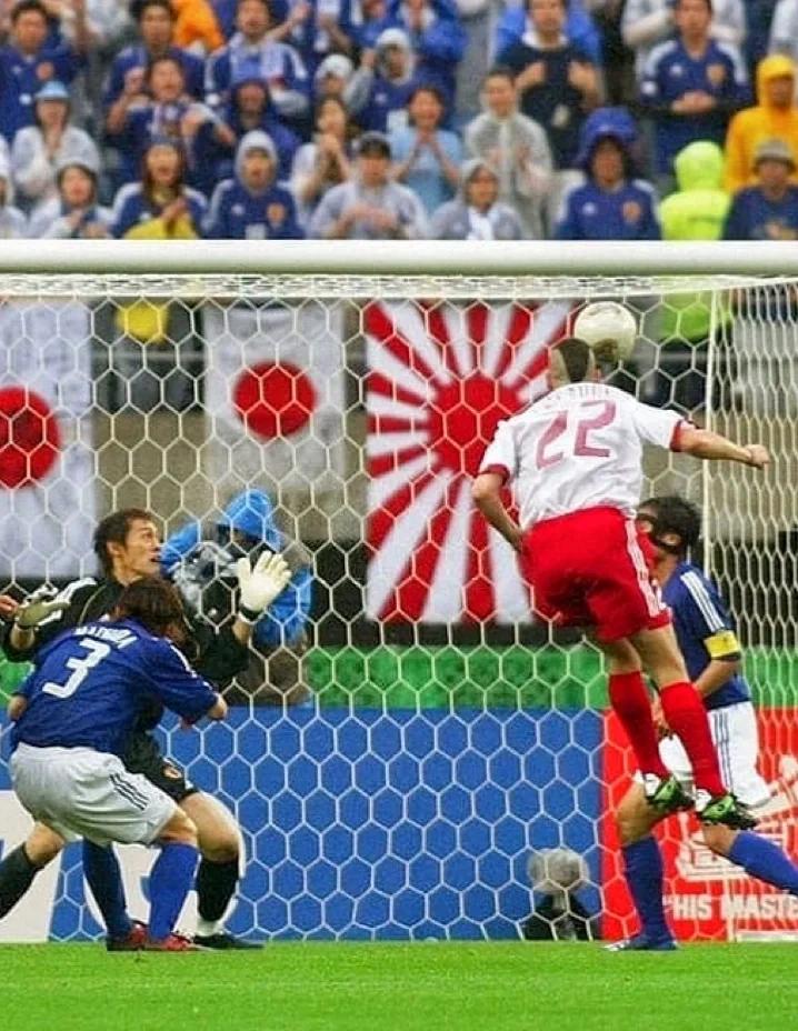 土耳其足球队实现绝地反击，轻松晋级强