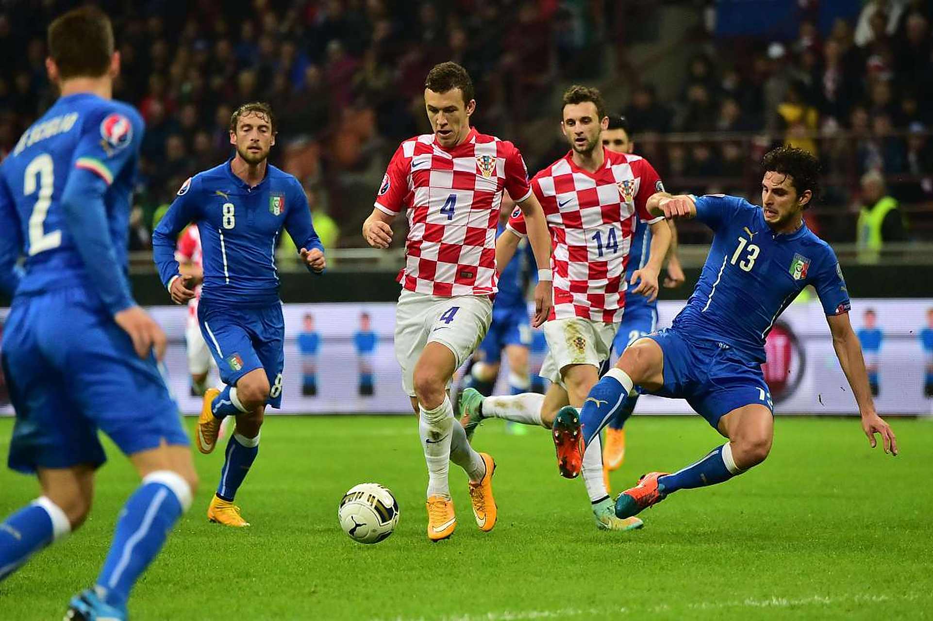 利记平台-丹麦大胜威尔士斩获欧洲杯八强，喜获胜利